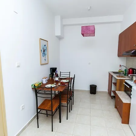Apartment Mastabas