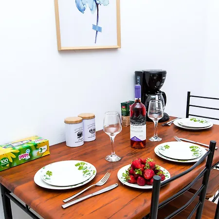 Mastabas Apartment *