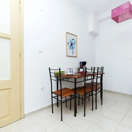 アパート Mastabas *